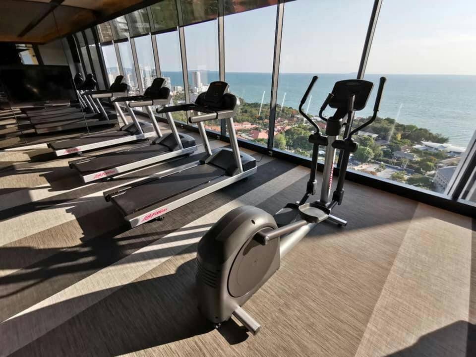 The Andromeda Condominium Seaview Pattaya Exterior foto