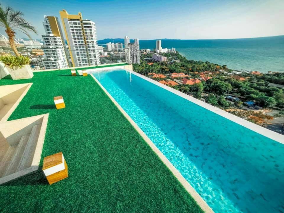 The Andromeda Condominium Seaview Pattaya Exterior foto