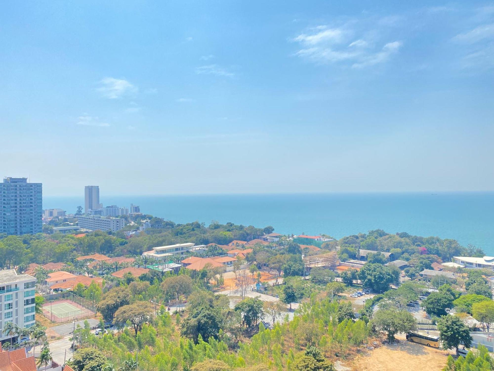 The Andromeda Condominium Seaview Pattaya Exterior foto