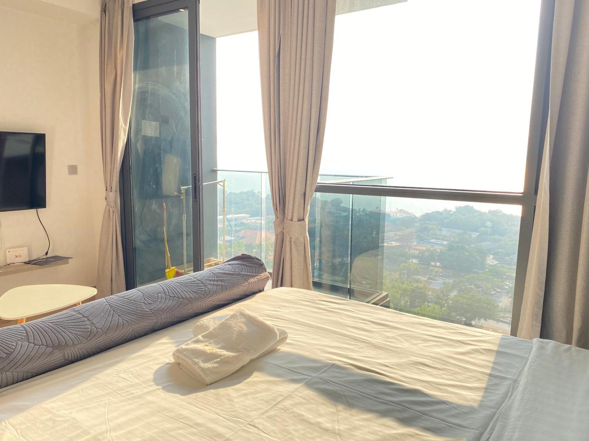 The Andromeda Condominium Seaview Pattaya Exterior foto